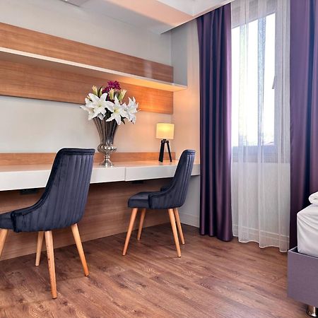Hotel Frezya - Exclusively Woman à Istambul Extérieur photo