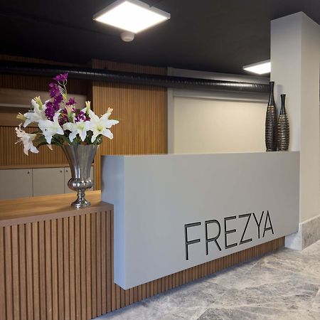 Hotel Frezya - Exclusively Woman à Istambul Extérieur photo