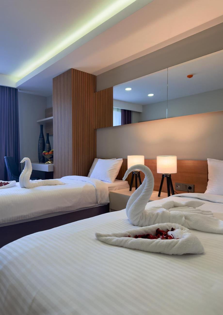 Hotel Frezya - Exclusively Woman à Istambul Extérieur photo