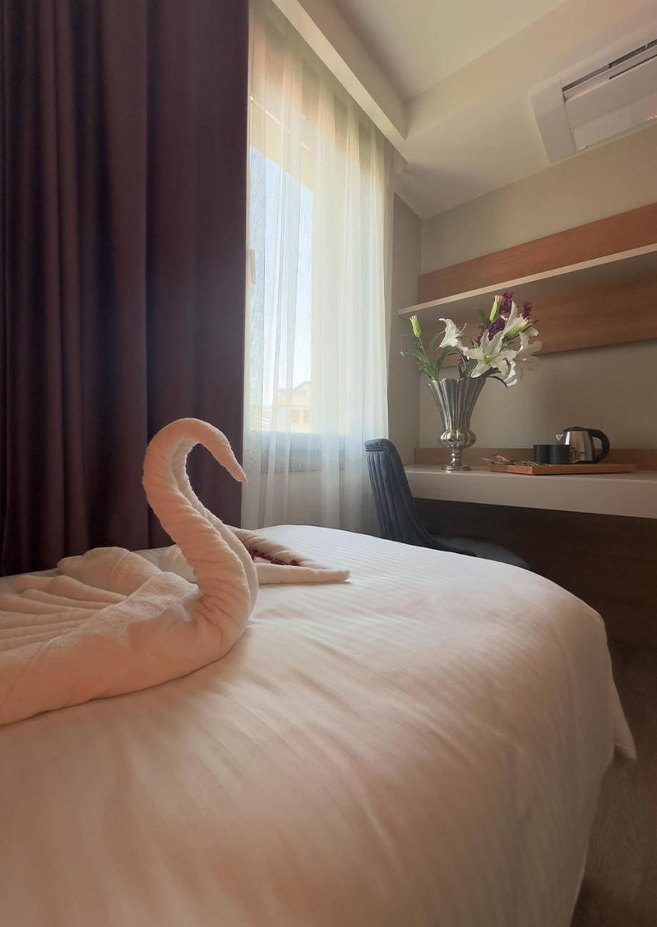 Hotel Frezya - Exclusively Woman à Istambul Extérieur photo