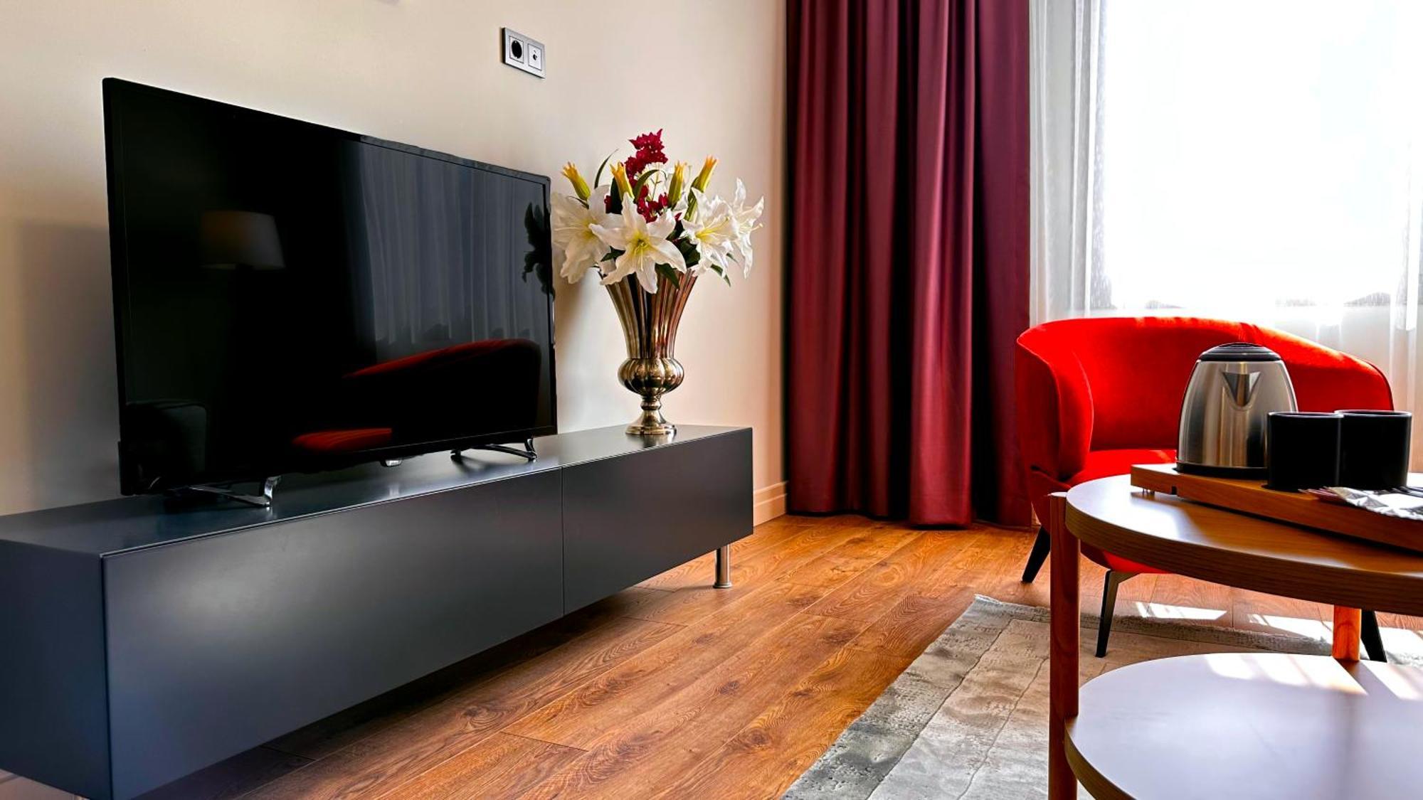 Hotel Frezya - Exclusively Woman à Istambul Extérieur photo