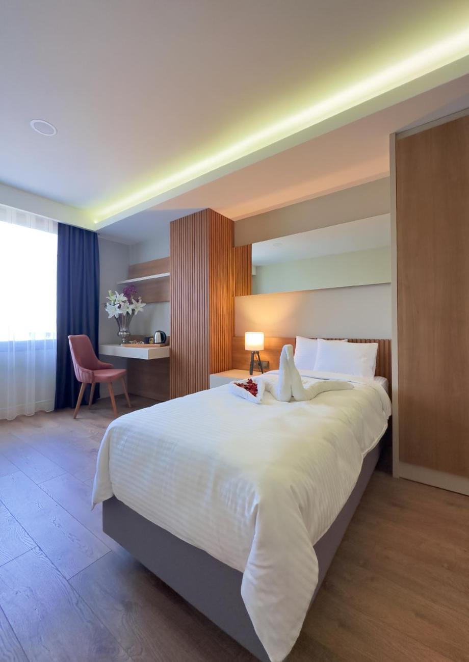 Hotel Frezya - Exclusively Woman à Istambul Extérieur photo